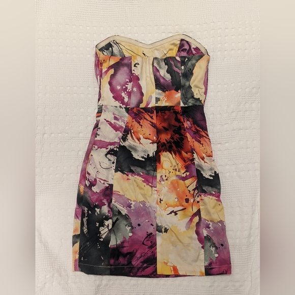 Strapless dress - Picture 2 of 4